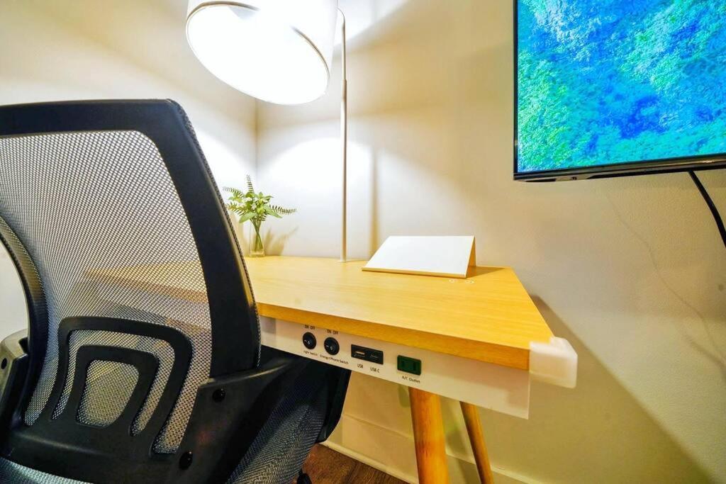 דירות שרלוט New Stylish Getaway- 5 Mil To Uptown/3 Smart Tvs! מראה חיצוני תמונה