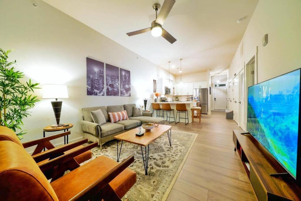 דירות שרלוט New Stylish Getaway- 5 Mil To Uptown/3 Smart Tvs! מראה חיצוני תמונה